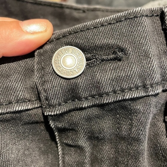 Levi's 512 Black Skinny Jean 🖤 - Picture 10 of 11